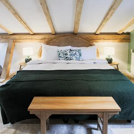 Antoine Serviced By Mirabeau * Zermatt