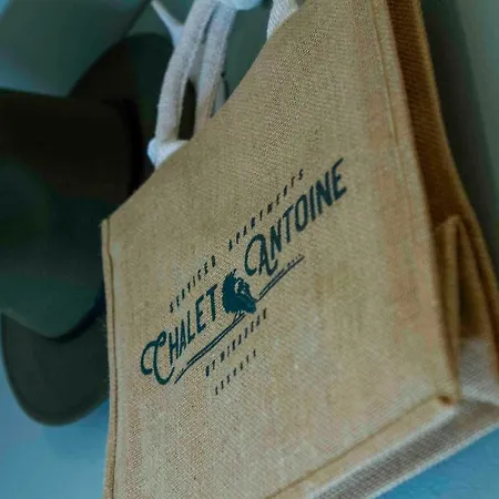 Antoine Serviced By Mirabeau Apartament