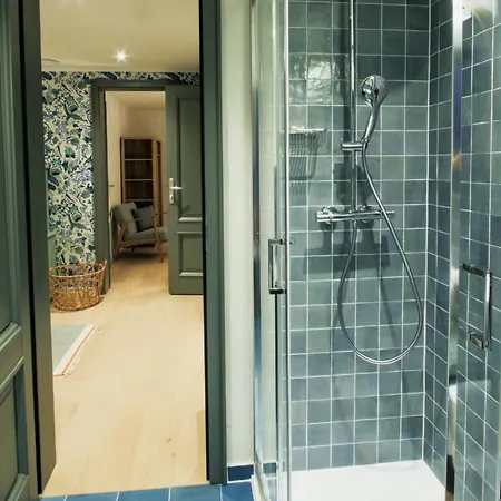 Antoine Serviced By Mirabeau * Zermatt