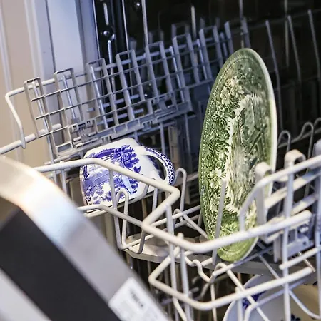 Antoine Serviced By Mirabeau *