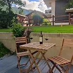 Antoine Serviced By Mirabeau Apartman *