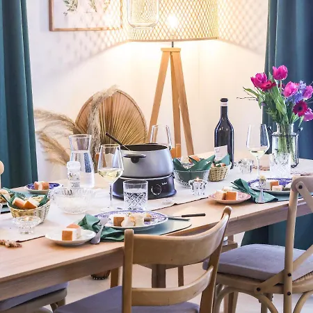 Antoine Serviced By Mirabeau Apartment *