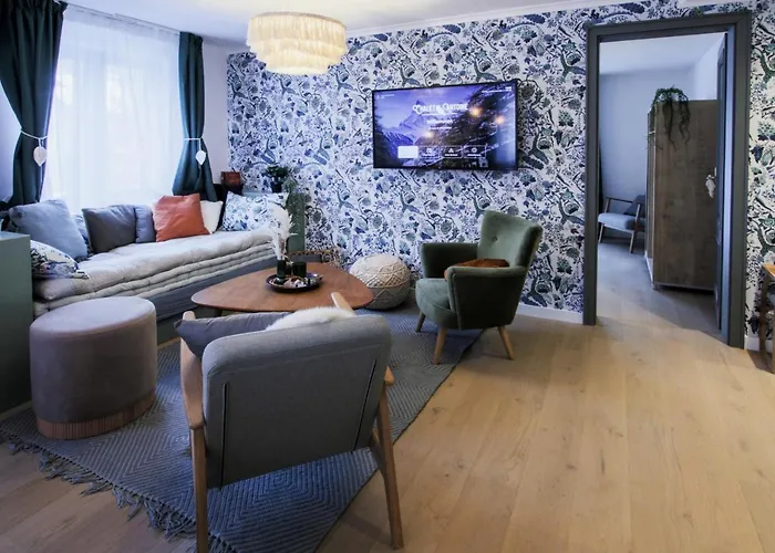 Apartment Antoine Serviced By Mirabeau