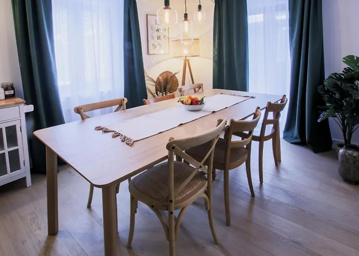 Apartment Antoine Serviced By Mirabeau *