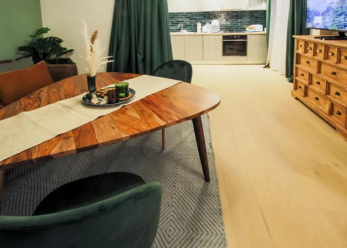 Antoine Serviced By Mirabeau *