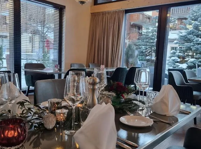 Apartment Antoine Serviced By Mirabeau